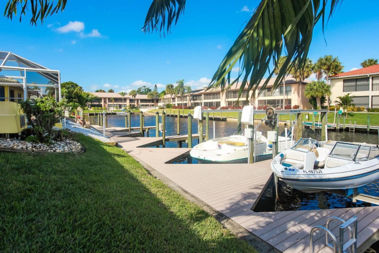 Seatuit Condominiums With Boat Slip Cape Coral Exterior photo